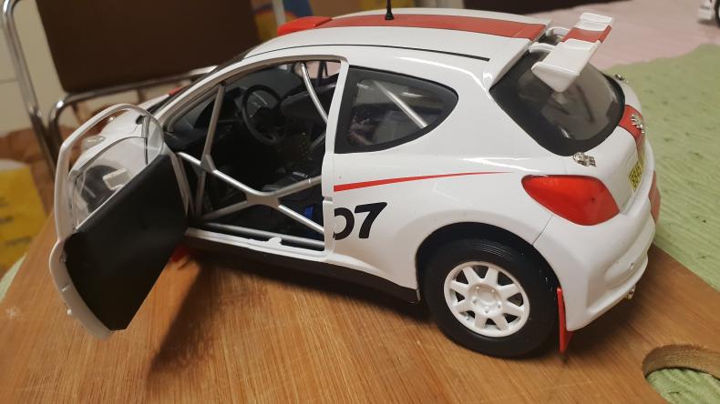 PEUGEOT 207 SUPER RALLY