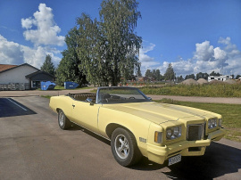 Pontiac Catalina cab