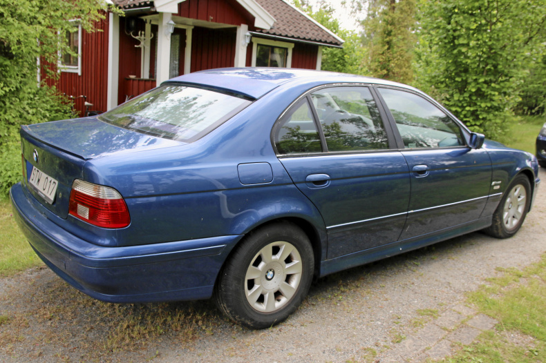 BMW 525iA E39,  till salu  till högstbjudande