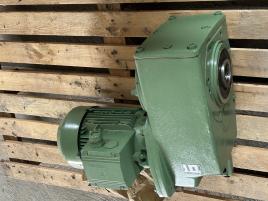 Elmotor 2kW med växellåda lågvarvig