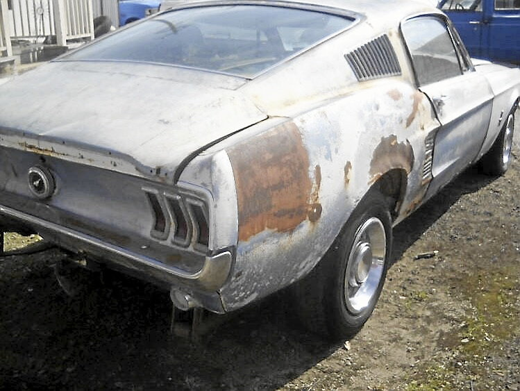 Ford Mustang Fastback 