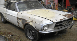 Ford Mustang cab