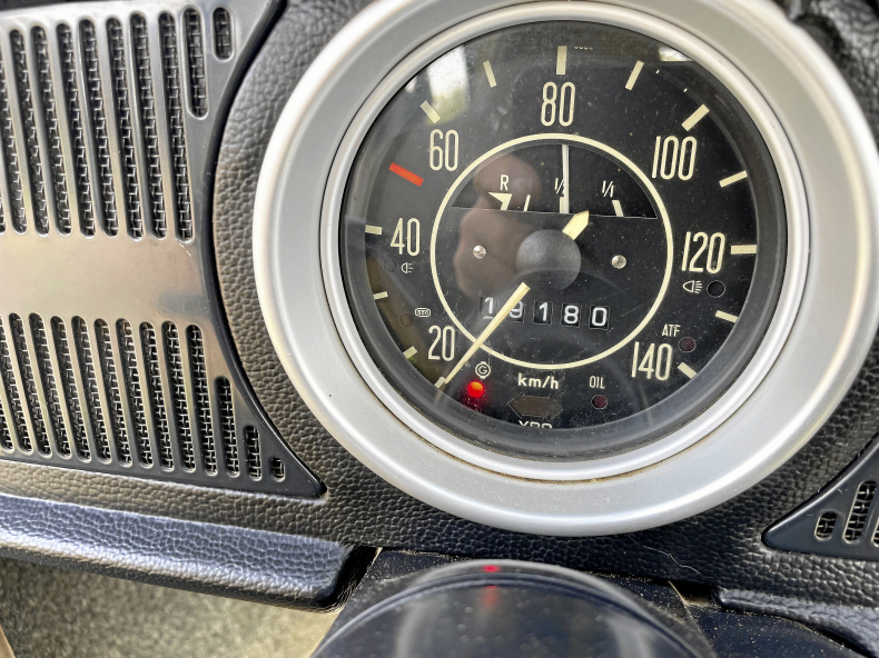VW 1302 LIM