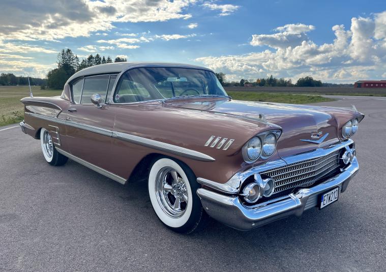 Chevrolet Impala Sport Coupe 1958