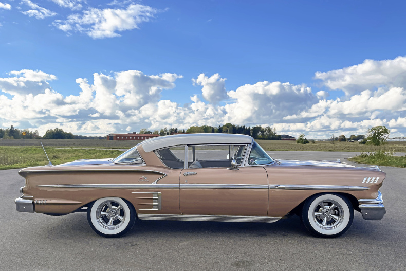 Chevrolet Impala Sport Coupe