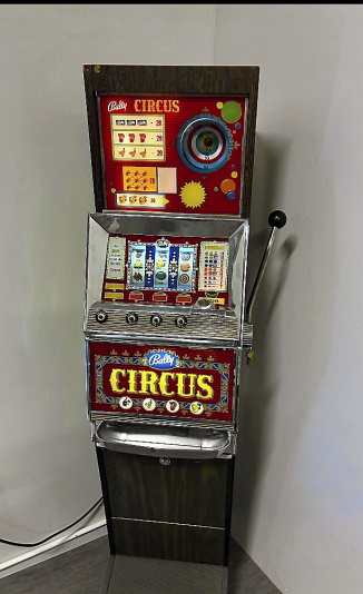 BALLY CIRCUS  -  Enarmad Bandit