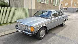Mercedes-Benz 300 D svensksåld  w123