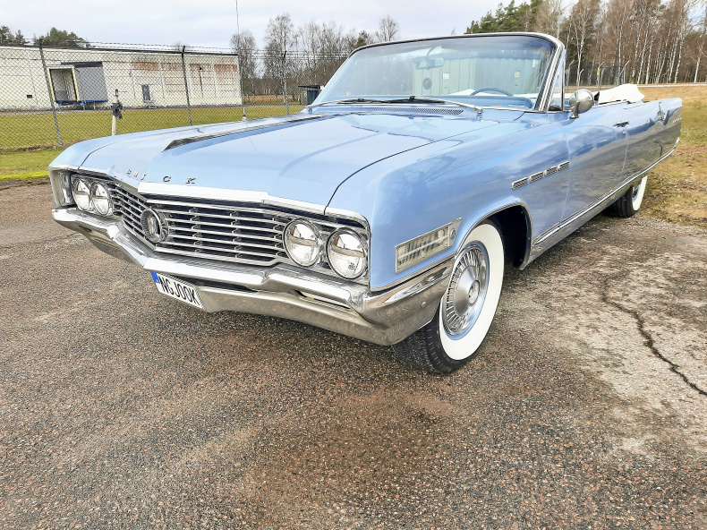 Buick Electra 225 Convertible