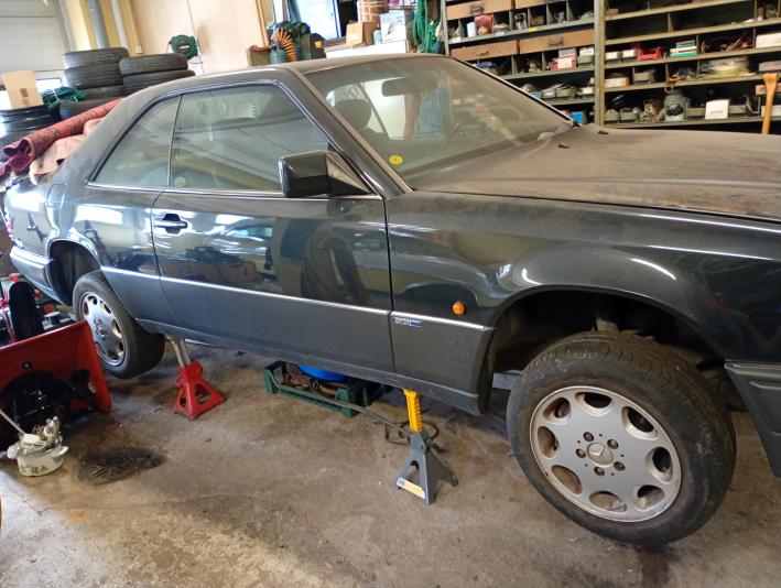Mercedes 320 cupe