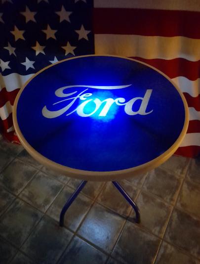 LOGOTYPE TABLE/FORD med belysning