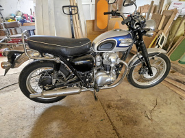  Kawasaki W650