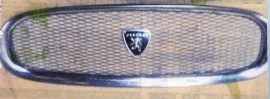 Gril Peugeot 403