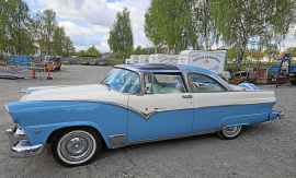 Ford Crown Victoria Skyliner 