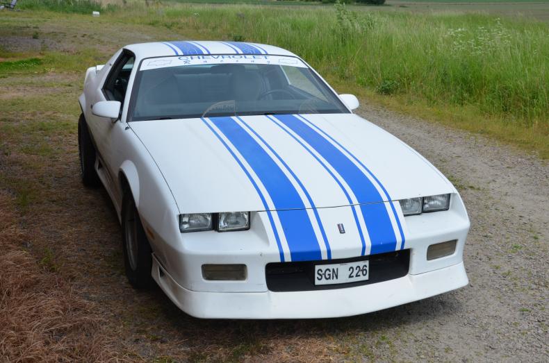 camaro rs